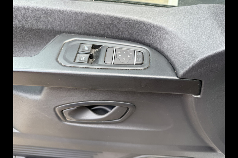 Renault Trafic 2.0 dCi 130PK EURO 6 T30 L2H1 Work Edition Navigatie systeem/app Connect/cruise control