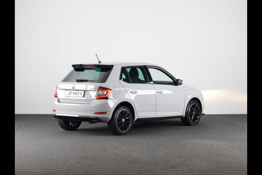 Škoda Fabia 1.0 TSI Monte Carlo 95pk | Navigatie | 16 inch lichtmetalen velgen | Cruise controle | 1e eigenaar