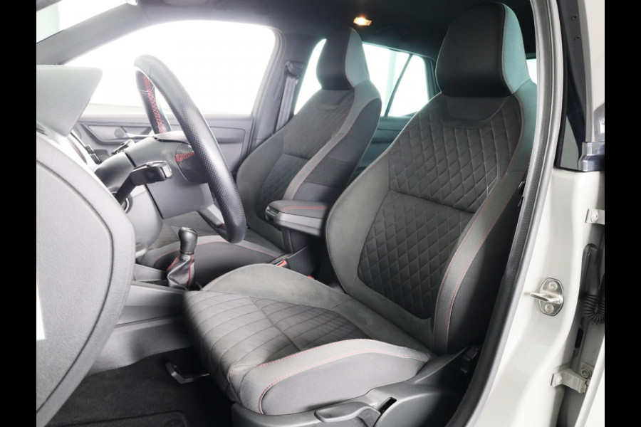 Škoda Fabia 1.0 TSI Monte Carlo 95pk | Navigatie | 16 inch lichtmetalen velgen | Cruise controle | 1e eigenaar