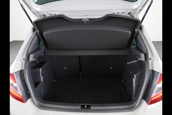 Škoda Fabia 1.0 TSI Monte Carlo 95pk | Navigatie | 16 inch lichtmetalen velgen | Cruise controle | 1e eigenaar
