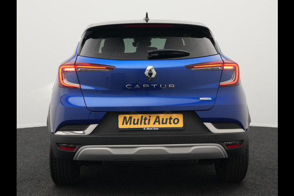 Renault Captur 1.6 E-Tech Plug-in Hybrid 160 Initiale Paris Dealer O.H. PHEV | Lederen Sportstoelen Verwarmd | Apple Carplay | Camera | DAB | Cruise Control | Virtual | LED Koplampen |