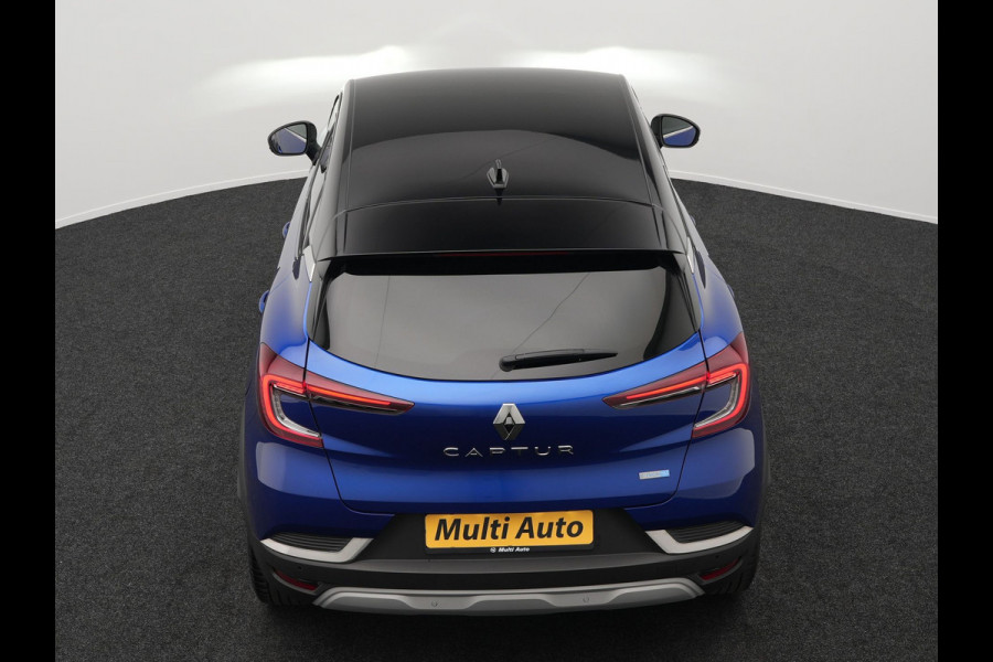 Renault Captur 1.6 E-Tech Plug-in Hybrid 160 Initiale Paris Dealer O.H. PHEV | Lederen Sportstoelen Verwarmd | Apple Carplay | Camera | DAB | Cruise Control | Virtual | LED Koplampen |
