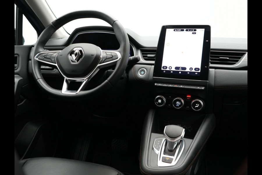 Renault Captur 1.6 E-Tech Plug-in Hybrid 160 Initiale Paris Dealer O.H. PHEV | Lederen Sportstoelen Verwarmd | Apple Carplay | Camera | DAB | Cruise Control | Virtual | LED Koplampen |