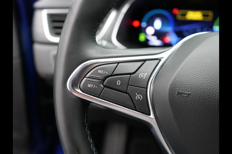 Renault Captur 1.6 E-Tech Plug-in Hybrid 160 Initiale Paris Dealer O.H. PHEV | Lederen Sportstoelen Verwarmd | Apple Carplay | Camera | DAB | Cruise Control | Virtual | LED Koplampen |