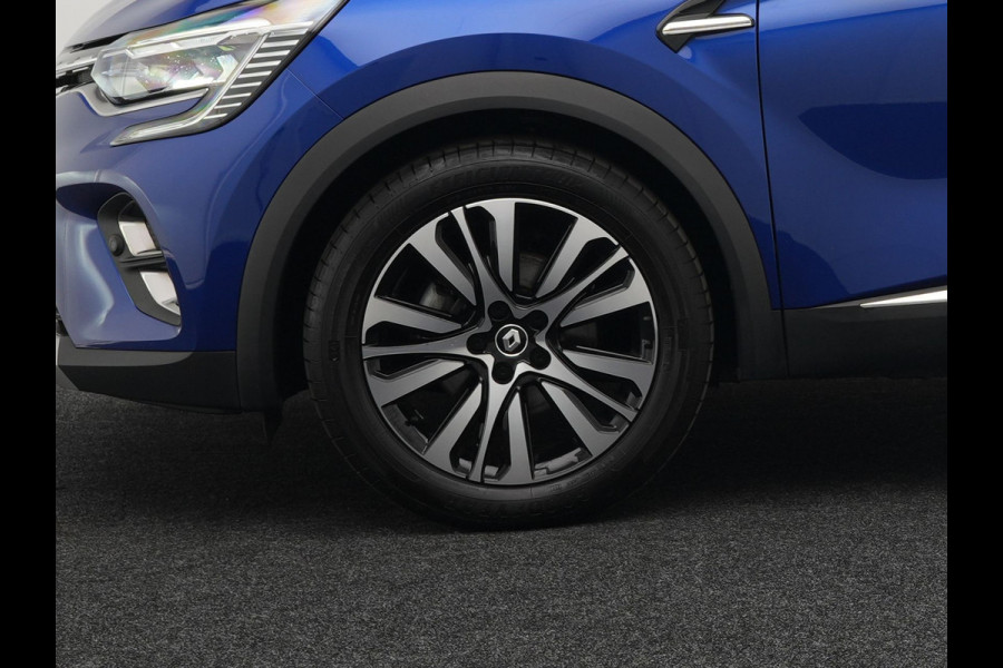 Renault Captur 1.6 E-Tech Plug-in Hybrid 160 Initiale Paris Dealer O.H. PHEV | Lederen Sportstoelen Verwarmd | Apple Carplay | Camera | DAB | Cruise Control | Virtual | LED Koplampen |