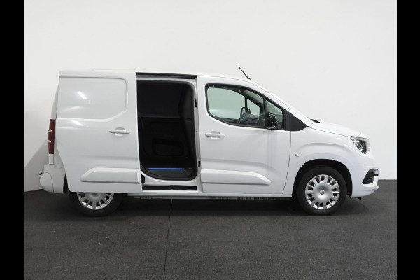 Opel Combo 1.5D L1H1 130pk Automaat Edition | Apple Carplay / Android Auto | Trekhaak | Airco | Cruise control