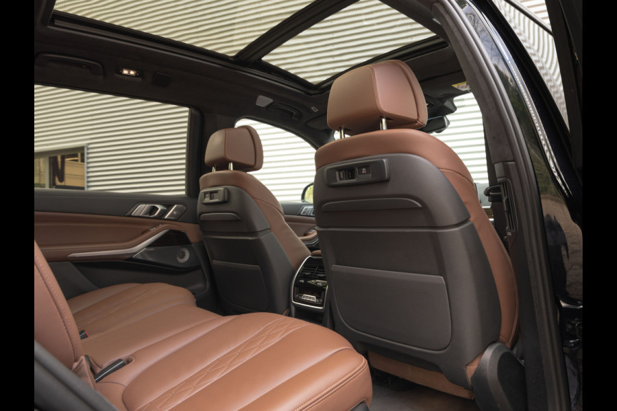 BMW X7 xDrive40i M-Sport - 7-Zits - Bowers & Wilkins - Exe Drive Pro - Skylounge - Trekhaak