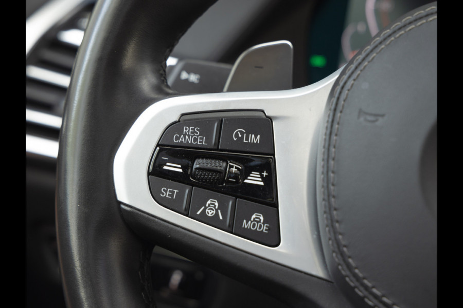 BMW X7 xDrive40i M-Sport - 7-Zits - Bowers & Wilkins - Exe Drive Pro - Skylounge - Trekhaak