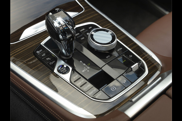 BMW X7 xDrive40i M-Sport - 7-Zits - Bowers & Wilkins - Exe Drive Pro - Skylounge - Trekhaak