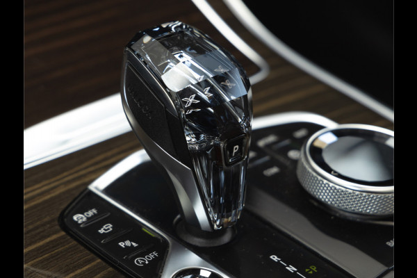 BMW X7 xDrive40i M-Sport - 7-Zits - Bowers & Wilkins - Exe Drive Pro - Skylounge - Trekhaak