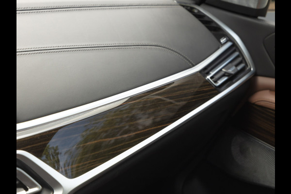 BMW X7 xDrive40i M-Sport - 7-Zits - Bowers & Wilkins - Exe Drive Pro - Skylounge - Trekhaak