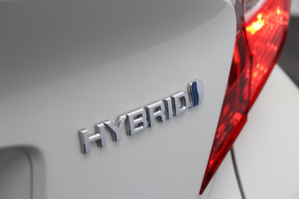 Toyota C-HR 1.8 Hybrid Executive Trekhaak Leder Stoelverwarming Origineel NL
