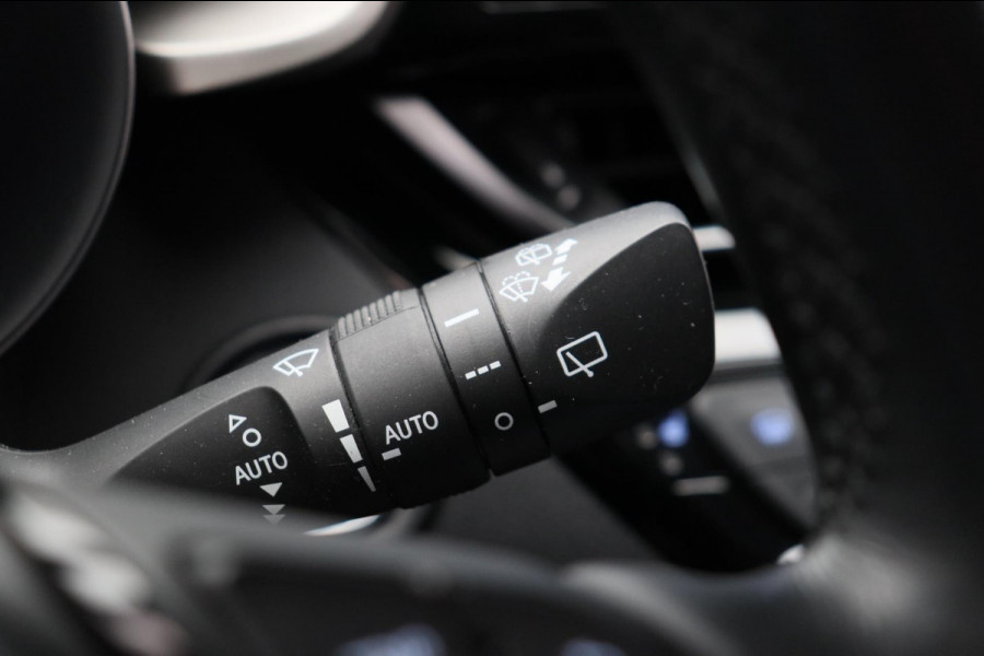 Toyota C-HR 1.8 Hybrid Executive Trekhaak Leder Stoelverwarming Origineel NL