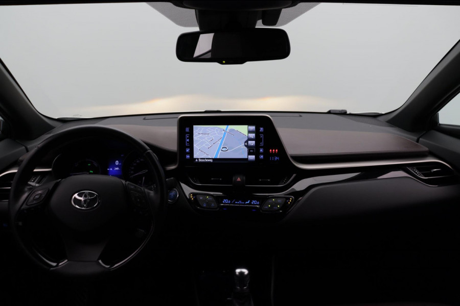 Toyota C-HR 1.8 Hybrid Executive Trekhaak Leder Stoelverwarming Origineel NL