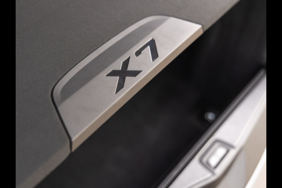 BMW X7 xDrive40d - 7-Zits - Individual ''Frozen Pure Grey'' - Full-Option - Bowers & Wilkins