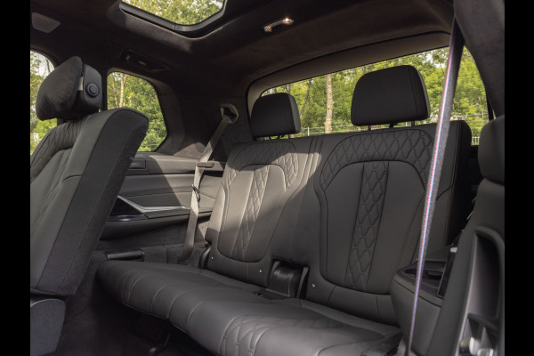BMW X7 xDrive40d - 7-Zits - Individual ''Frozen Pure Grey'' - Full-Option - Bowers & Wilkins