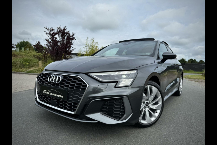 Audi A3 Sportback 40 TFSI S-line Panoramadak|B&O|Massage|Keyless|Head-up|Camera|Elektr. achterklep|Elektr. verst. stoelen