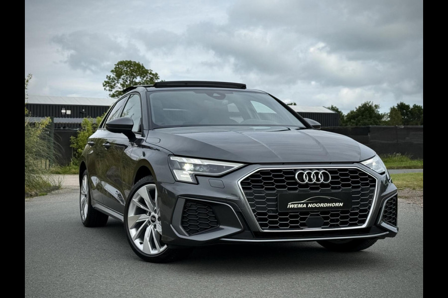 Audi A3 Sportback 40 TFSI S-line Panoramadak|B&O|Massage|Keyless|Head-up|Camera|Elektr. achterklep|Elektr. verst. stoelen