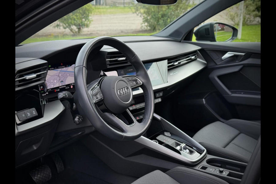 Audi A3 Sportback 40 TFSI S-line Panoramadak|B&O|Massage|Keyless|Head-up|Camera|Elektr. achterklep|Elektr. verst. stoelen