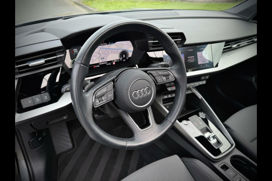 Audi A3 Sportback 40 TFSI S-line Panoramadak|B&O|Massage|Keyless|Head-up|Camera|Elektr. achterklep|Elektr. verst. stoelen