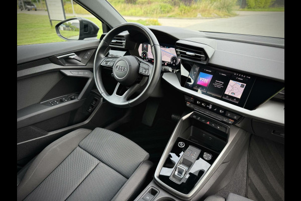 Audi A3 Sportback 40 TFSI S-line Panoramadak|B&O|Massage|Keyless|Head-up|Camera|Elektr. achterklep|Elektr. verst. stoelen