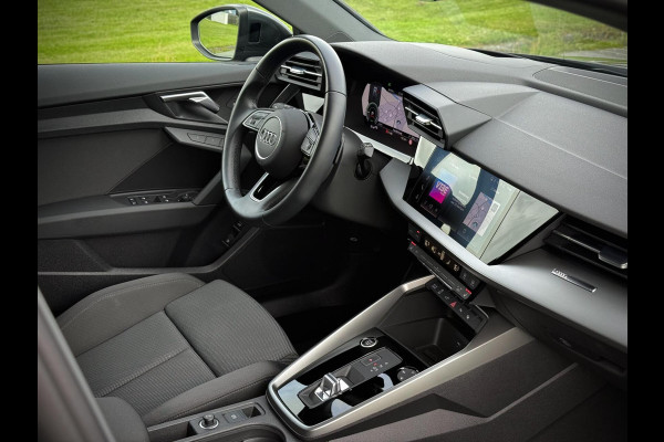 Audi A3 Sportback 40 TFSI S-line Panoramadak|B&O|Massage|Keyless|Head-up|Camera|Elektr. achterklep|Elektr. verst. stoelen