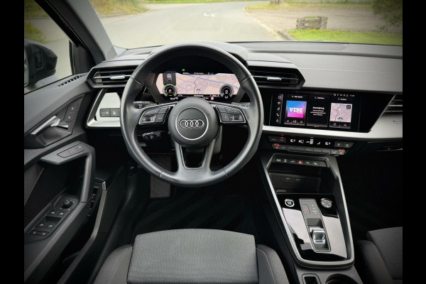 Audi A3 Sportback 40 TFSI S-line Panoramadak|B&O|Massage|Keyless|Head-up|Camera|Elektr. achterklep|Elektr. verst. stoelen