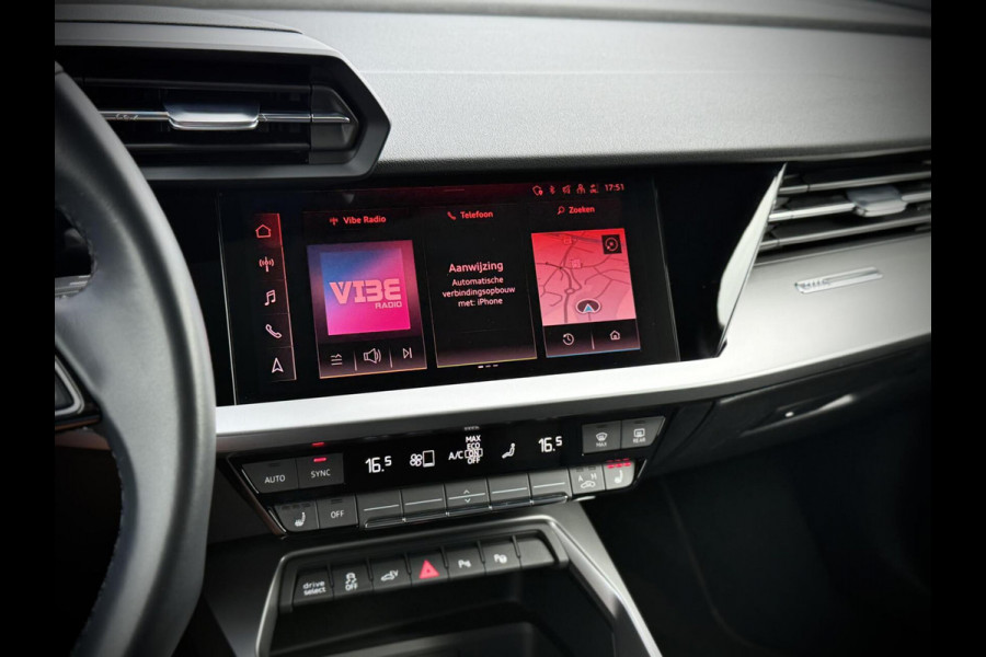 Audi A3 Sportback 40 TFSI S-line Panoramadak|B&O|Massage|Keyless|Head-up|Camera|Elektr. achterklep|Elektr. verst. stoelen
