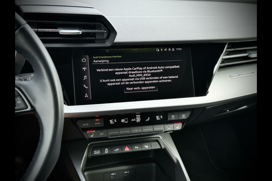 Audi A3 Sportback 40 TFSI S-line Panoramadak|B&O|Massage|Keyless|Head-up|Camera|Elektr. achterklep|Elektr. verst. stoelen