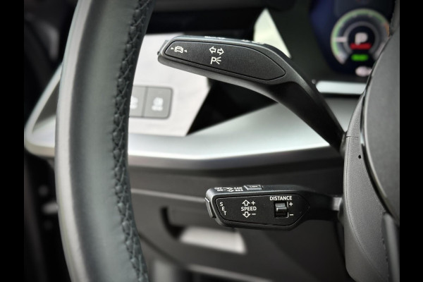 Audi A3 Sportback 40 TFSI S-line Panoramadak|B&O|Massage|Keyless|Head-up|Camera|Elektr. achterklep|Elektr. verst. stoelen