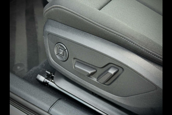 Audi A3 Sportback 40 TFSI S-line Panoramadak|B&O|Massage|Keyless|Head-up|Camera|Elektr. achterklep|Elektr. verst. stoelen