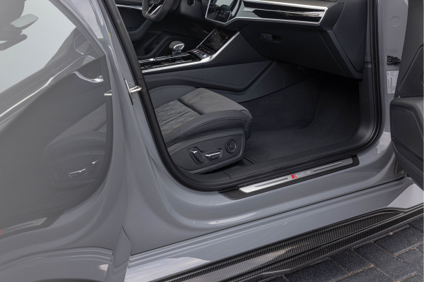 Audi RS6 Avant 4.0 TFSI Quattro 600pk Pano Eventuri Keramisch Carbon Dynamic +