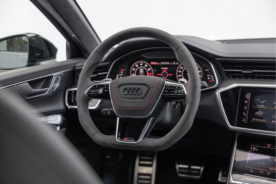 Audi RS6 Avant 4.0 TFSI Quattro 600pk Pano Eventuri Keramisch Carbon Dynamic +