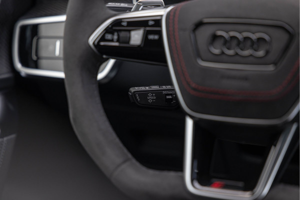 Audi RS6 Avant 4.0 TFSI Quattro 600pk Pano Eventuri Keramisch Carbon Dynamic +