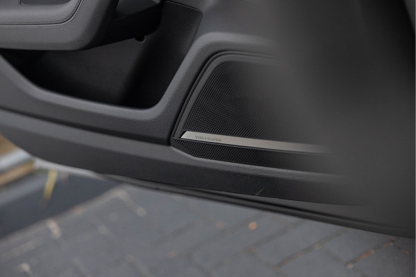 Audi RS6 Avant 4.0 TFSI Quattro 600pk Pano Eventuri Keramisch Carbon Dynamic +