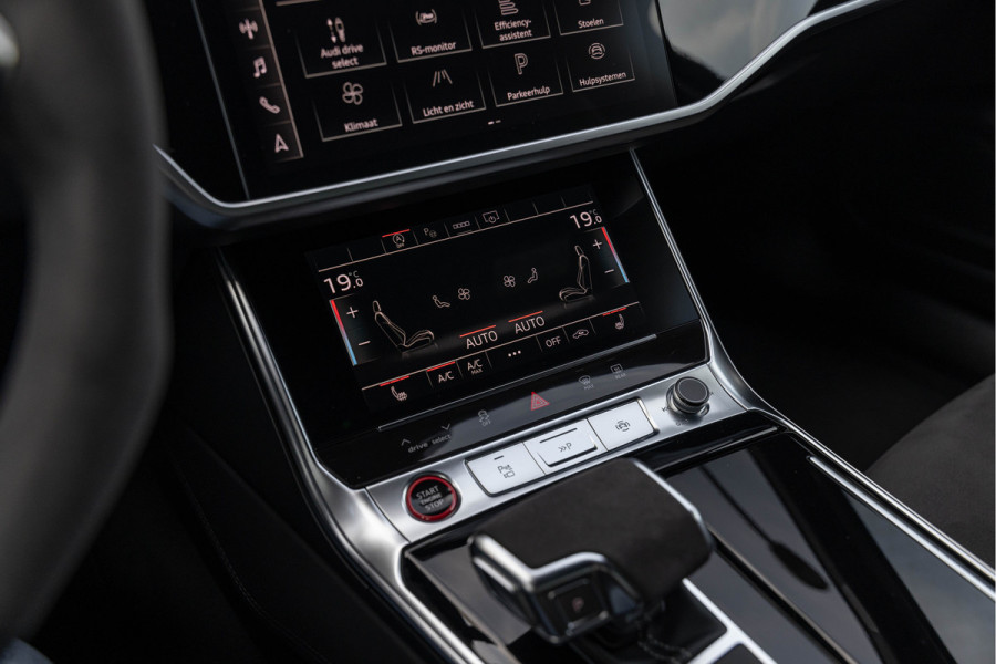 Audi RS6 Avant 4.0 TFSI Quattro 600pk Pano Eventuri Keramisch Carbon Dynamic +
