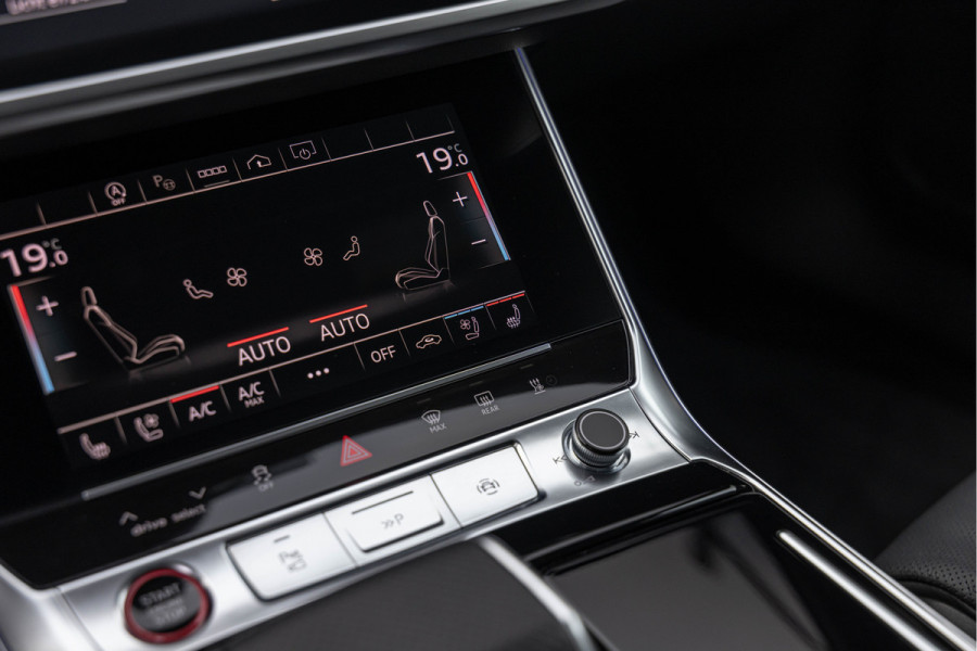 Audi S6 Avant TDI 344pk Quattro Pano Luchtv. Standkachel 4-wielsturing ACC B&O