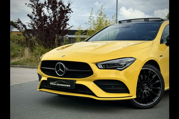 Mercedes-Benz CLA-Klasse 250 e AMG CLA250e Coupe Panoramadak|Burmester®|Camera 360°|Sfeerverlichting|Head-up|Multibeam LED|Night pakket