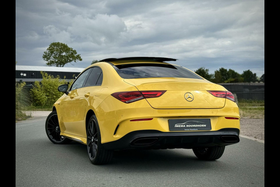 Mercedes-Benz CLA-Klasse 250 e AMG CLA250e Coupe Panoramadak|Burmester®|Camera 360°|Sfeerverlichting|Head-up|Multibeam LED|Night pakket