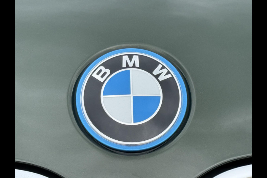 BMW iX1 eDrive20 67 kWh 204pk | X-Line | Travel Pack  | Innovation Pack | Adaptieve cruise controle | HiFi System Harman Kardon | Panoramadak | Head up Display