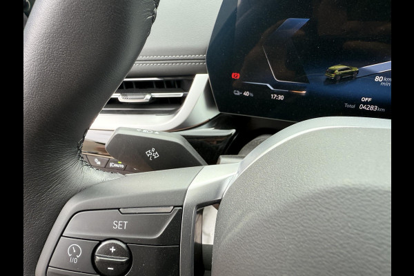 BMW iX1 eDrive20 67 kWh 204pk | X-Line | Travel Pack  | Innovation Pack | Adaptieve cruise controle | HiFi System Harman Kardon | Panoramadak | Head up Display