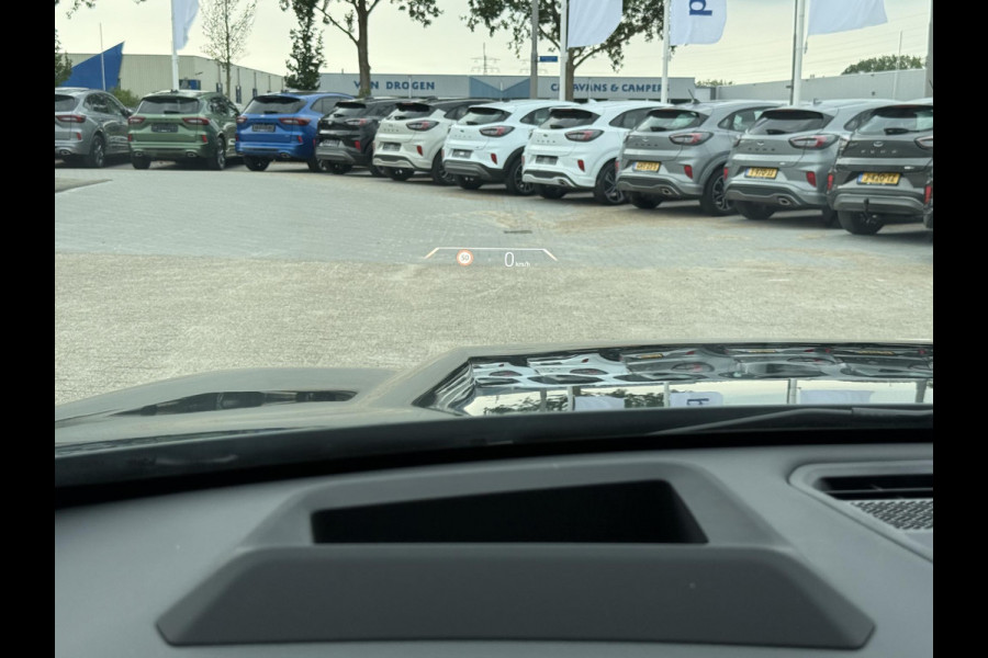 BMW iX1 eDrive20 67 kWh 204pk | X-Line | Travel Pack  | Innovation Pack | Adaptieve cruise controle | HiFi System Harman Kardon | Panoramadak | Head up Display