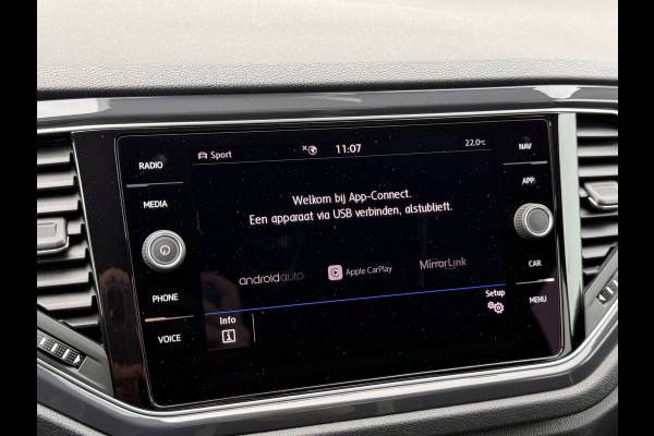 Volkswagen T-Roc 1.5 TSI Sport Business R | Navi | CarPlay | Camera | ACC | LED | Elek. Achterklep