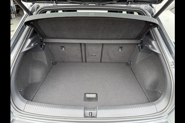 Volkswagen T-Roc 1.5 TSI Sport Business R | Navi | CarPlay | Camera | ACC | LED | Elek. Achterklep
