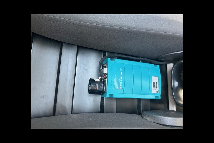 Volkswagen Caddy 1.4 TGI L2H1 EcoFuel Maxi Comfortline AIRCO I MULTIMEDIA I CRUISE CONTROL I 1e EIGENAAR I COMPLETE ONDERHOUDSHISTORIE 220 VOLT INSTALLATIE MET INVERTER, MEERDERE OP VOORRAAD