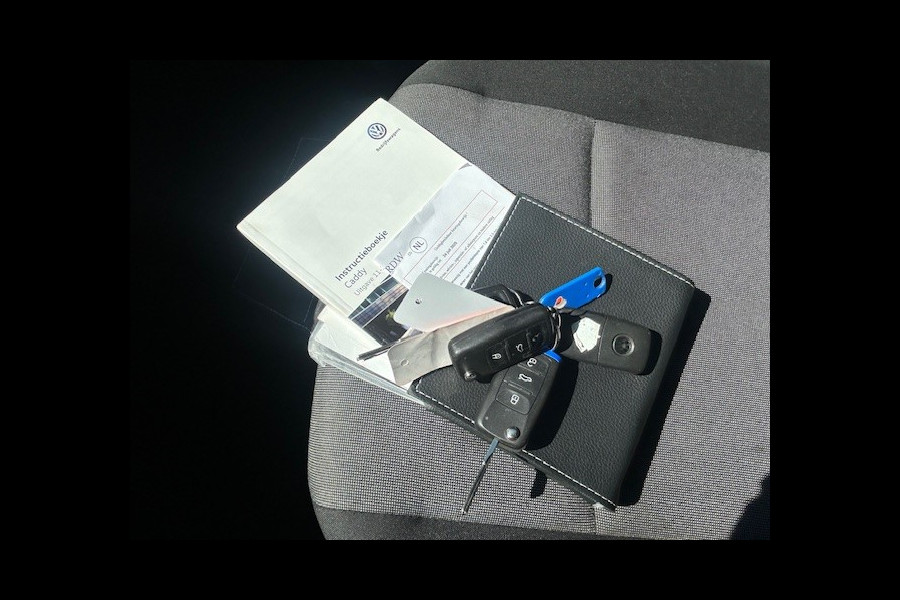Volkswagen Caddy 1.4 TGI L2H1 EcoFuel Maxi Comfortline AIRCO I MULTIMEDIA I CRUISE CONTROL I 1e EIGENAAR I COMPLETE ONDERHOUDSHISTORIE 220 VOLT INSTALLATIE MET INVERTER, MEERDERE OP VOORRAAD