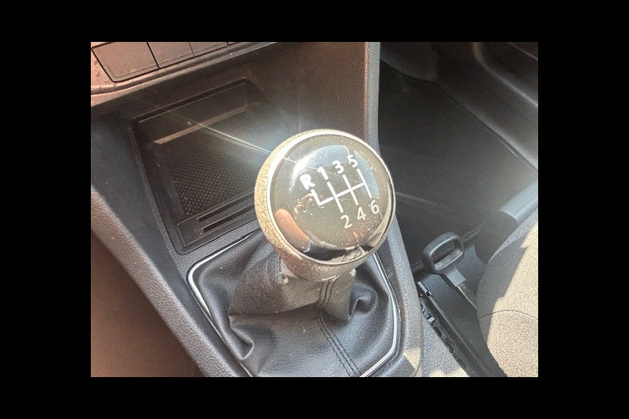 Volkswagen Caddy 1.4 TGI L2H1 EcoFuel Maxi Comfortline AIRCO I MULTIMEDIA I CRUISE CONTROL I 1e EIGENAAR I COMPLETE ONDERHOUDSHISTORIE 220 VOLT INSTALLATIE MET INVERTER, MEERDERE OP VOORRAAD