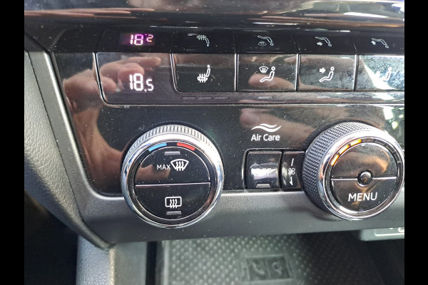 Škoda Octavia Combi 1.0 TSI Greentech Style Business | Automaat | Trekhaak | Stoelverwarming | All-seasons | Cruise |