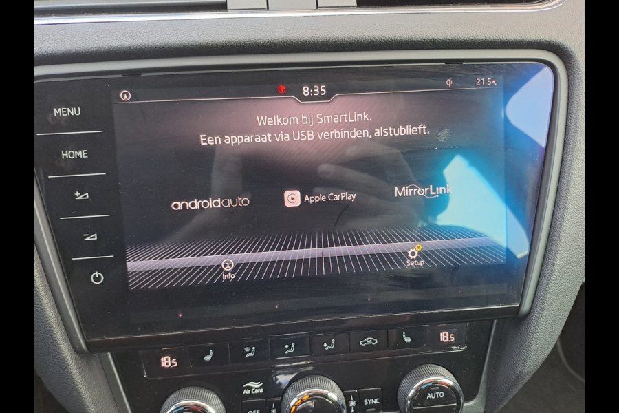Škoda Octavia Combi 1.0 TSI Greentech Style Business | Automaat | Trekhaak | Stoelverwarming | All-seasons | Cruise |