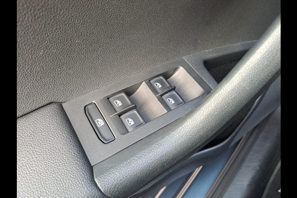 Škoda Octavia Combi 1.0 TSI Greentech Style Business | Automaat | Trekhaak | Stoelverwarming | All-seasons | Cruise |